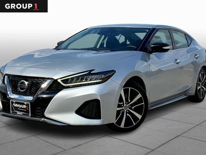 Used 2022 Nissan Maxima SV w/ Floor Mat Group