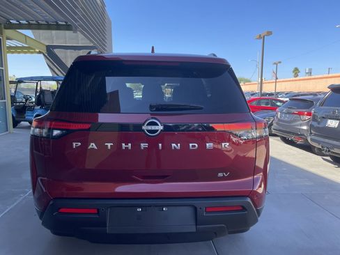 Used 2024 Nissan Pathfinder SV w/ Lighting Package (N92) image 10