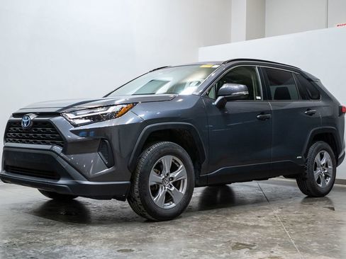 Certified 2023 Toyota RAV4 XLE image 3