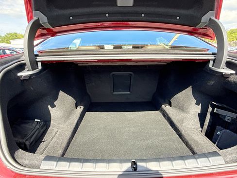 Used 2025 BMW 740i RWD image 12
