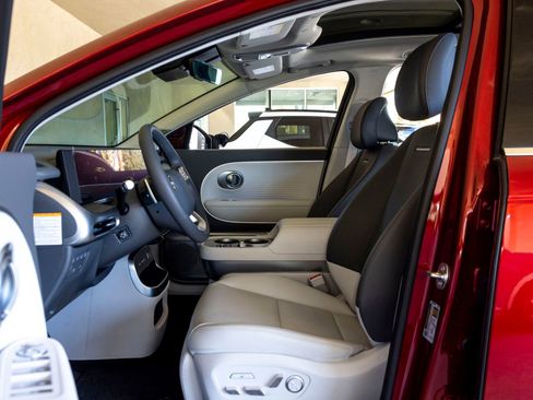 New 2026 Hyundai Ioniq 9 Limited image 15