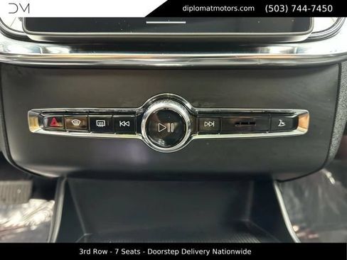 Used 2025 Volvo XC90 T8 Ultra w/ Protection Package Premier AWD/4WD image 37