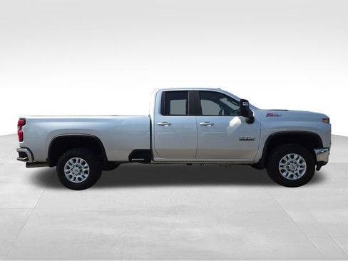 Used 2022 Chevrolet Silverado 2500 LT w/ Texas Edition AWD/4WD image 13