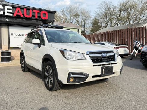 Used 2018 Subaru Forester 2.5i Premium AWD/4WD image 4