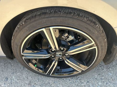 Used 2025 Honda Accord Sport image 7