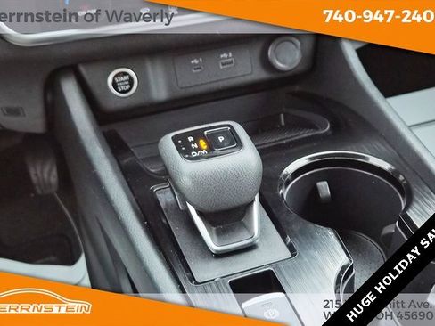 Used 2023 Nissan Rogue SV image 11