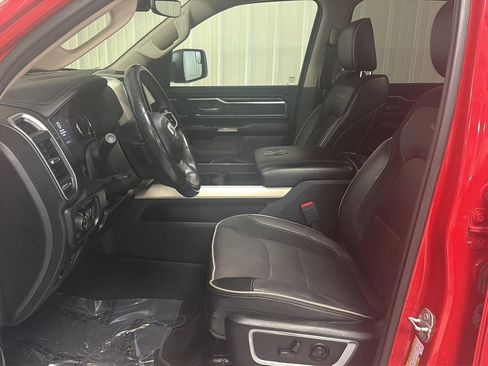Used 2021 RAM 1500 Laramie image 12