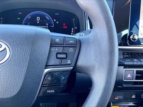 Certified 2025 Toyota Camry LE image 24