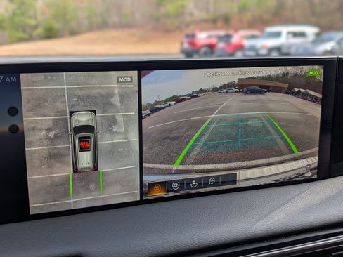 Used 2025 Nissan Armada PRO-4X w/ Pro-4X Premium Package image 29