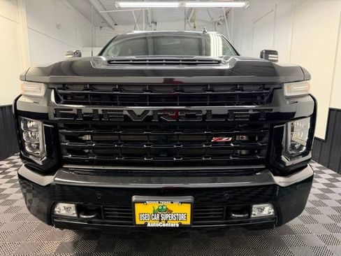 Used 2022 Chevrolet Silverado 2500 LTZ w/ LTZ Plus Package AWD/4WD image 2
