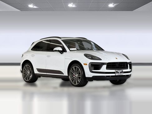 Used 2023 Porsche Macan S AWD/4WD image 7