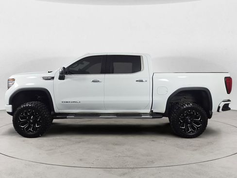 Used 2024 GMC Sierra 1500 Denali image 2