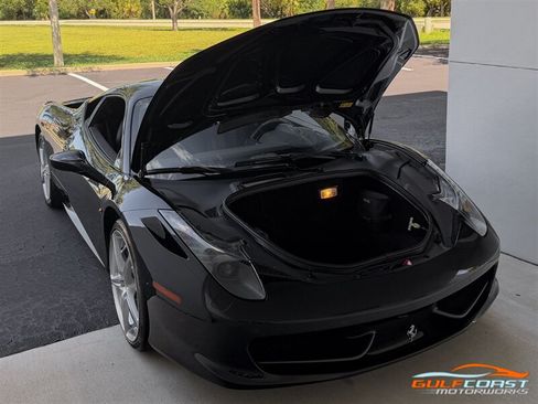 Used 2012 Ferrari 458 Italia Coupe RWD image 40