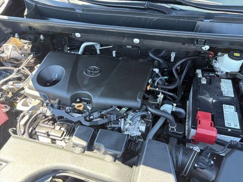 Certified 2024 Toyota RAV4 XLE AWD/4WD image 9