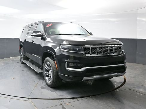 Used 2024 Jeep Grand Wagoneer L 4WD image 7