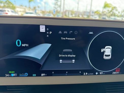 Certified 2022 Hyundai Ioniq 5 SEL w/ Cargo Package image 1