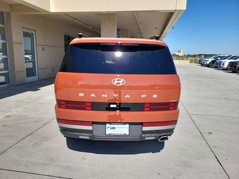 Used 2025 Hyundai Santa Fe Limited AWD/4WD image 21
