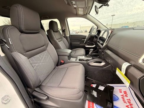 New 2026 Nissan Frontier SV w/ SV Convenience Package image 17