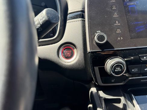 Used 2018 Honda CR-V Touring image 28