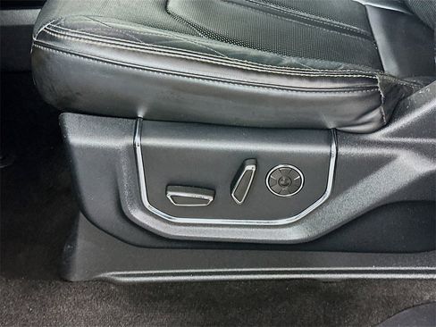 Used 2020 Ford Expedition Platinum image 22