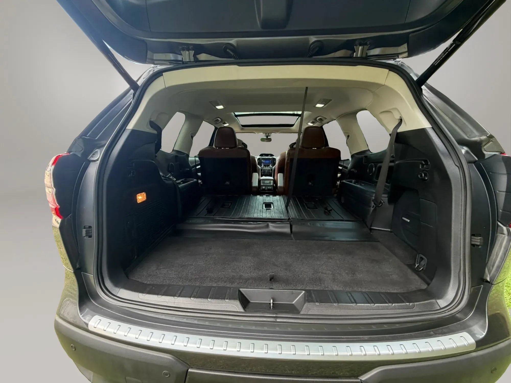 Used 2019 Subaru Ascent Touring w/ Popular Package #3 AWD/4WD image 19