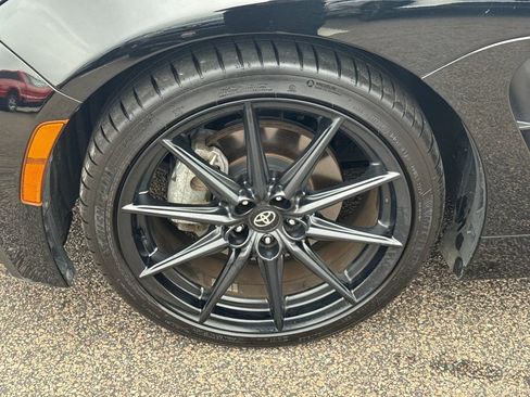 Used 2024 Toyota GR86 Premium image 33