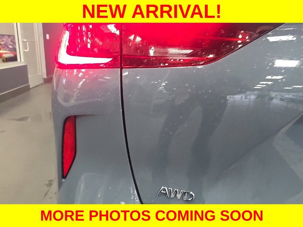 Used 2023 INFINITI QX50 Luxe AWD/4WD image 11