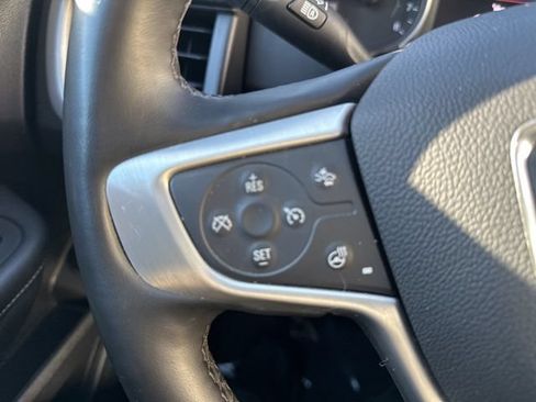 Used 2024 GMC Terrain SLT AWD/4WD image 24