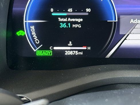 Used 2025 Toyota Camry XSE FWD image 37