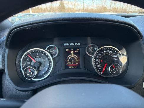 Used 2024 RAM 3500 Tradesman w/ Chrome Appearance Group image 27