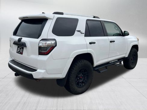 Used 2018 Toyota 4Runner TRD Off-Road Premium image 8