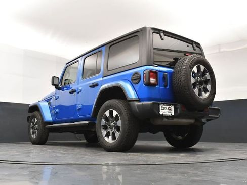 Used 2022 Jeep Wrangler Unlimited Sahara w/ Cold Weather Group image 22