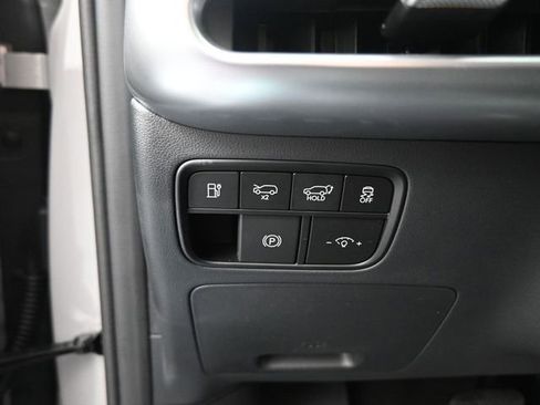 New 2026 Hyundai Ioniq 9 Limited image 17