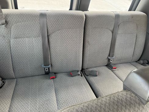 Used 2017 Chevrolet Express 3500 LT w/ LT Preferred Equipment Group image 19