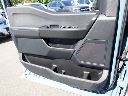 Used 2017 Chevrolet Camaro SS RWD image 18