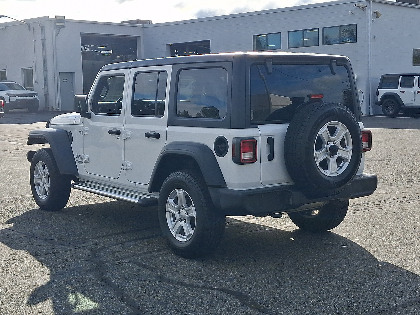 Used 2021 Jeep Wrangler Unlimited Sport AWD/4WD image 4