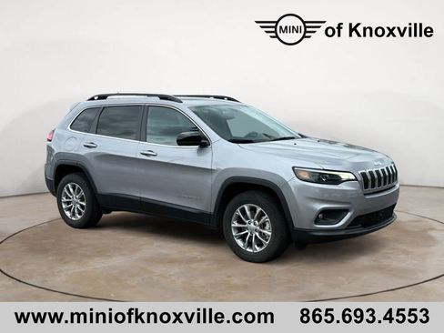 Used 2022 Jeep Cherokee Latitude Lux w/ Sun & Sound Group AWD/4WD image 1