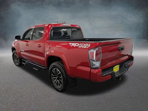 Used 2020 Toyota Tacoma TRD Sport AWD/4WD image 6