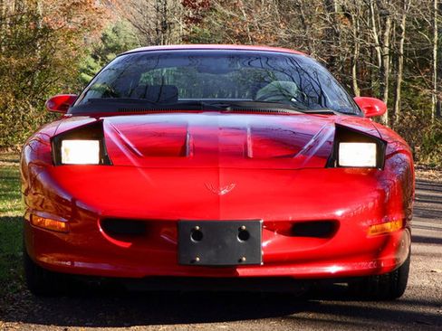 Used 1997 Pontiac Firebird Coupe w/ Opt Pkg image 15
