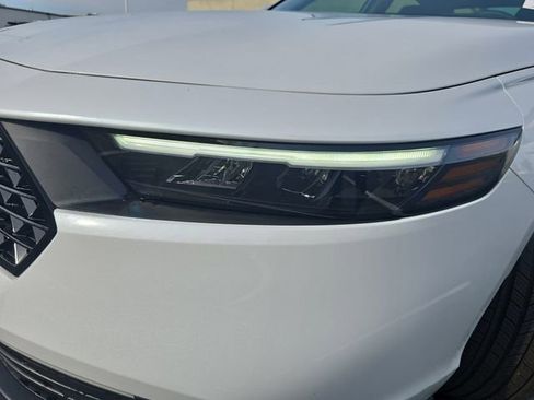 Used 2025 Honda Accord LX image 31