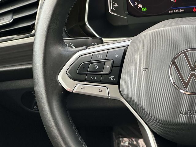 Used 2022 Volkswagen Jetta SEL FWD image 24
