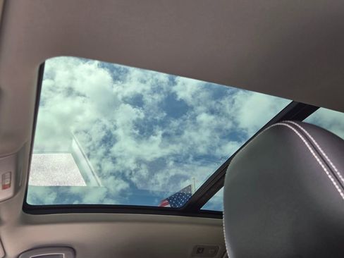 Used 2023 Volkswagen Atlas SEL image 22