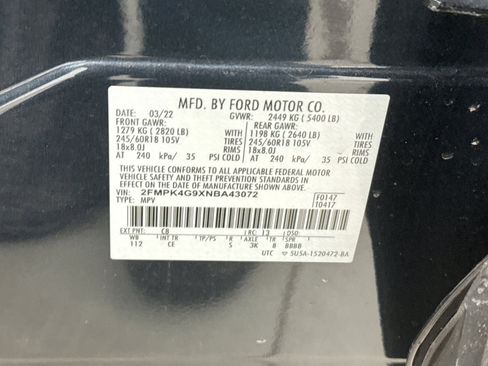 Used 2022 Ford Edge SE image 11