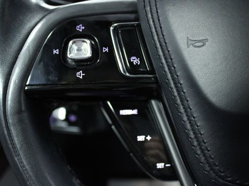 Used 2022 Lincoln Aviator Reserve w/ Equipment Group 201A image 21