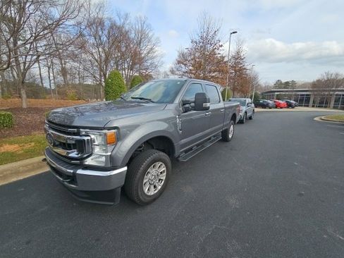 Used 2021 Ford F250 XLT w/ Snow Plow Prep Package image 4
