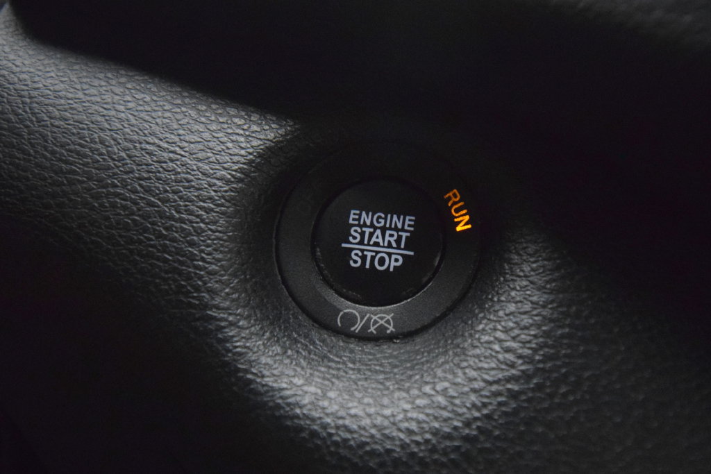 Used 2022 Jeep Cherokee Latitude Lux FWD image 30