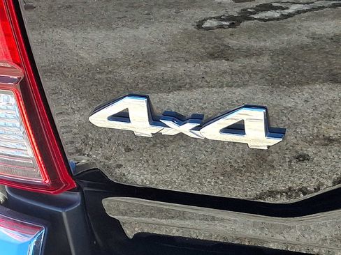 Certified 2023 Toyota Tacoma SR5 image 34