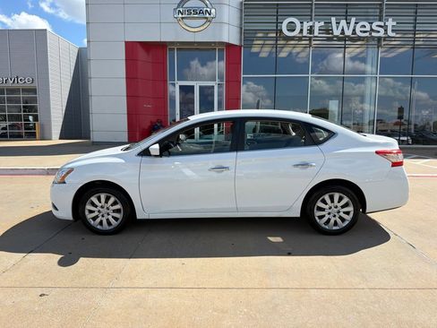 Used 2015 Nissan Sentra S FWD image 2