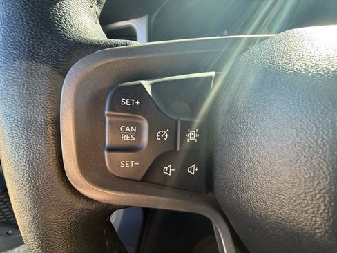 Used 2025 Ford Bronco Outer Banks image 17