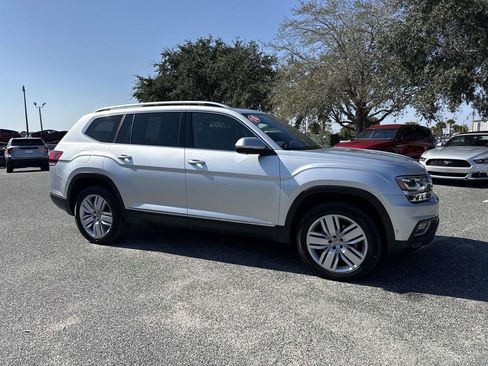 Used 2018 Volkswagen Atlas SEL Premium image 34